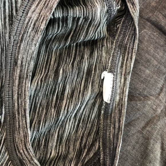 Gymshark Womens Grey Blue Lettering Workout Shirt - Picture 5 of 5